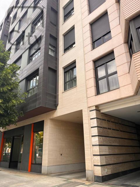 Piso de 73 m<sup style='color: #FFF;'>2</sup> con 3 habitaciones y 2 baños en Palencia.