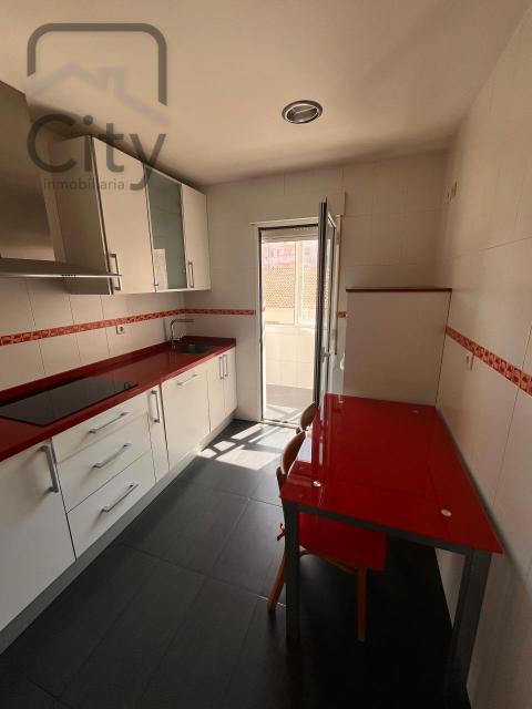 Piso de 65 m<sup style='color: #FFF;'>2</sup> con 2 habitaciones y 1 baños en Palencia.