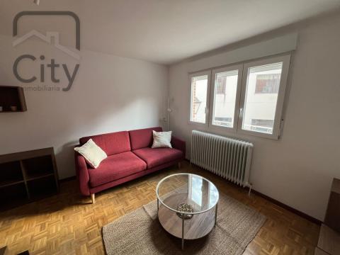 Piso de 67 m<sup style='color: #FFF;'>2</sup> con 2 habitaciones y 1 baños en Palencia.