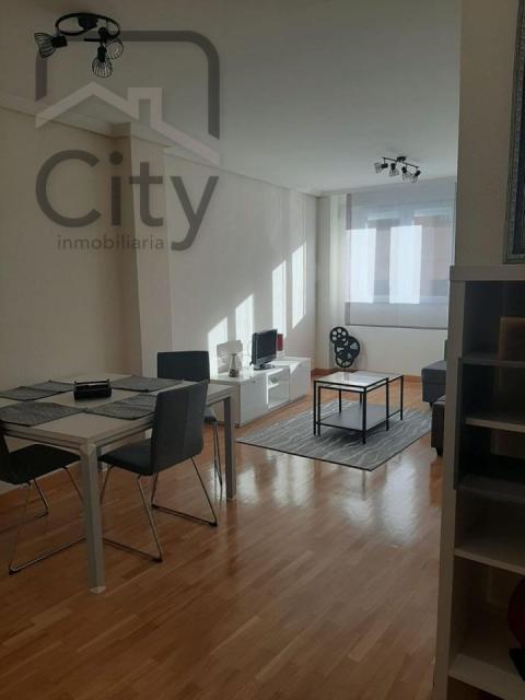 Piso de 79 m<sup style='color: #FFF;'>2</sup> con 2 habitaciones y 1 baños en Palencia.
