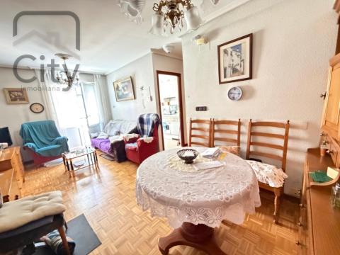 Piso de 62 m<sup style='color: #FFF;'>2</sup> con 2 habitaciones y 1 baños en Palencia.