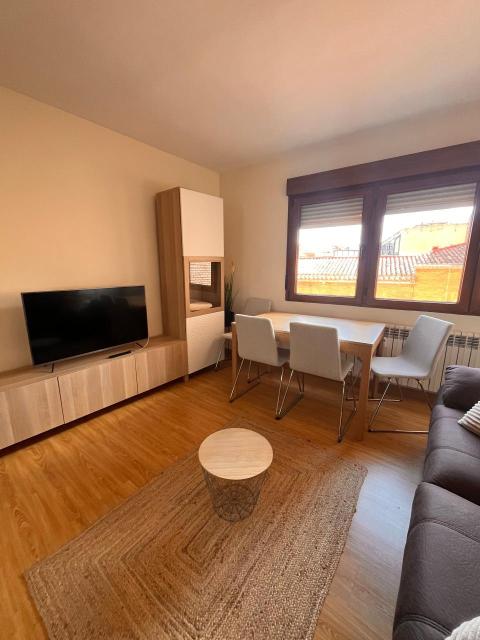 Piso de 60 m<sup style='color: #FFF;'>2</sup> con 2 habitaciones y 1 baños en Palencia.
